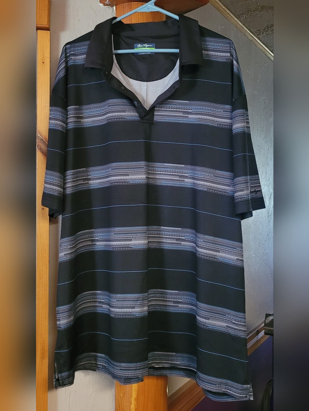 Men's Golf Shirt.